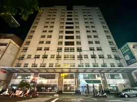 被叫「東區鬼屋」、蓋好21年爛尾飯店要賣了！10.5億求售便宜沒人買？仲介曝內情：這筆更大條